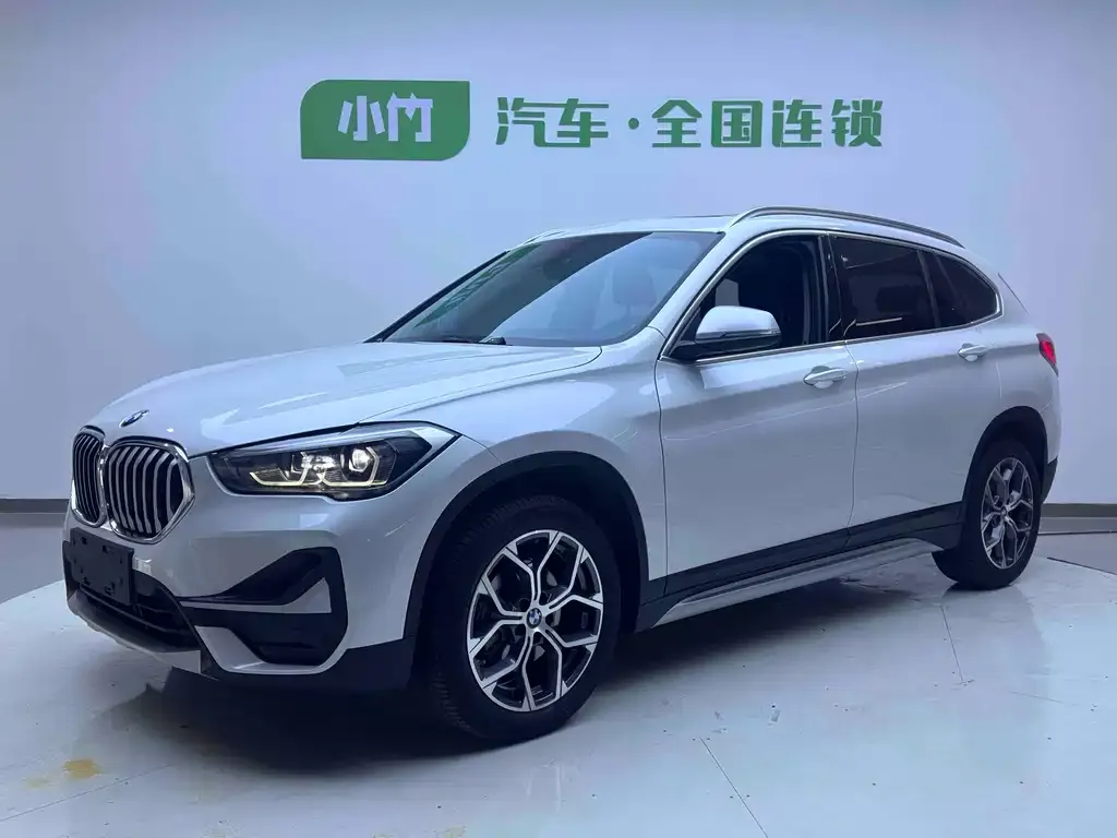 BMW X1 — фото 1
