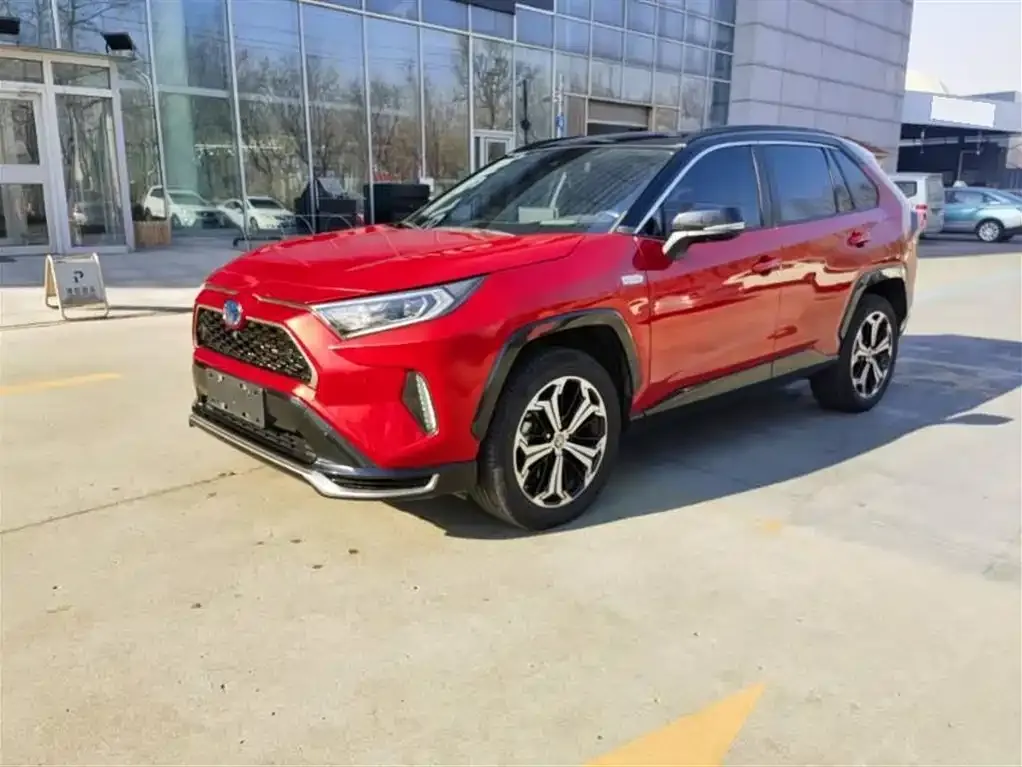 Toyota RAV4 Prime — фото 1