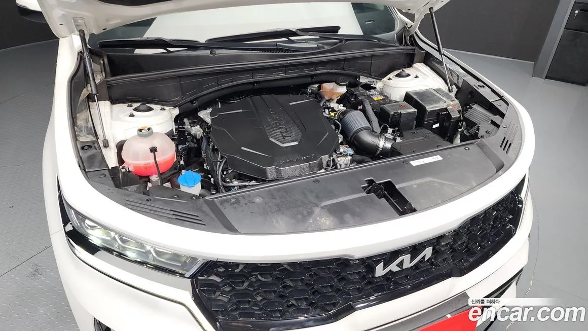 Kia Sorento — фото 8