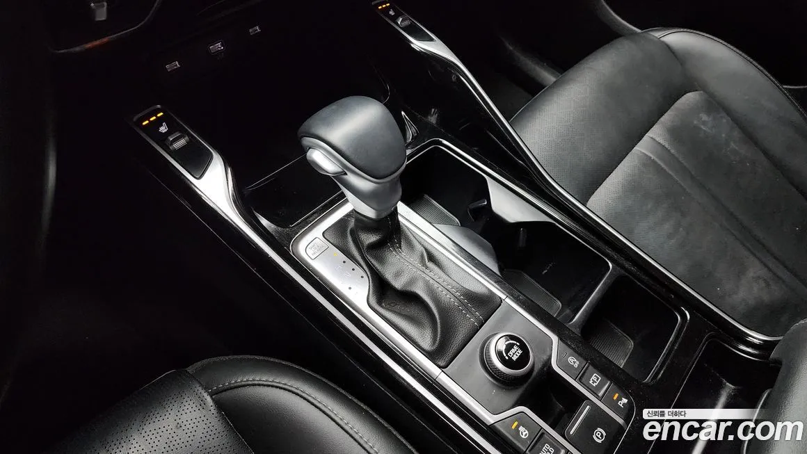Kia Sorento — фото 7