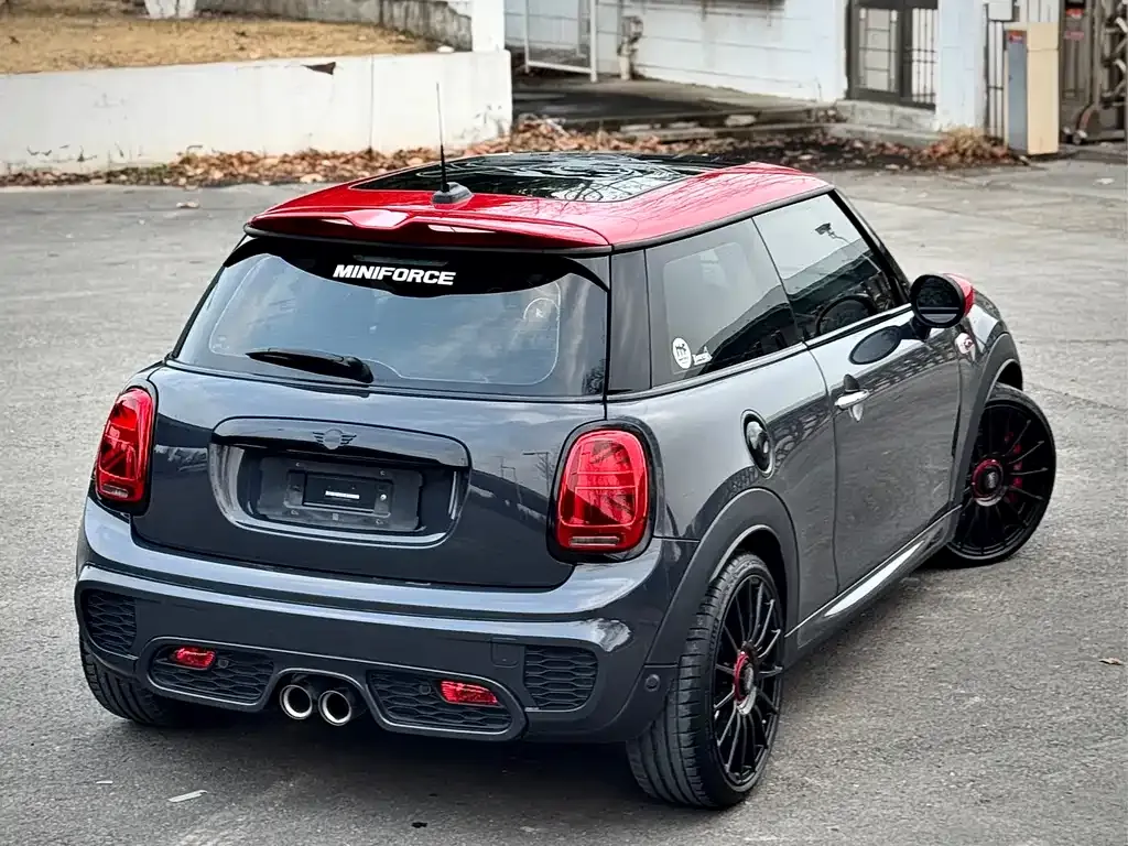 MINI JCW (John Cooper Works) — фото 8