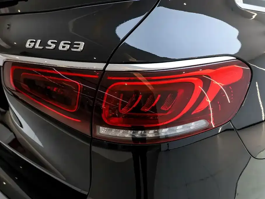 Mercedes-Benz GLS — фото 10