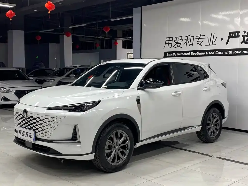 Changan CS55PLUS — фото 1