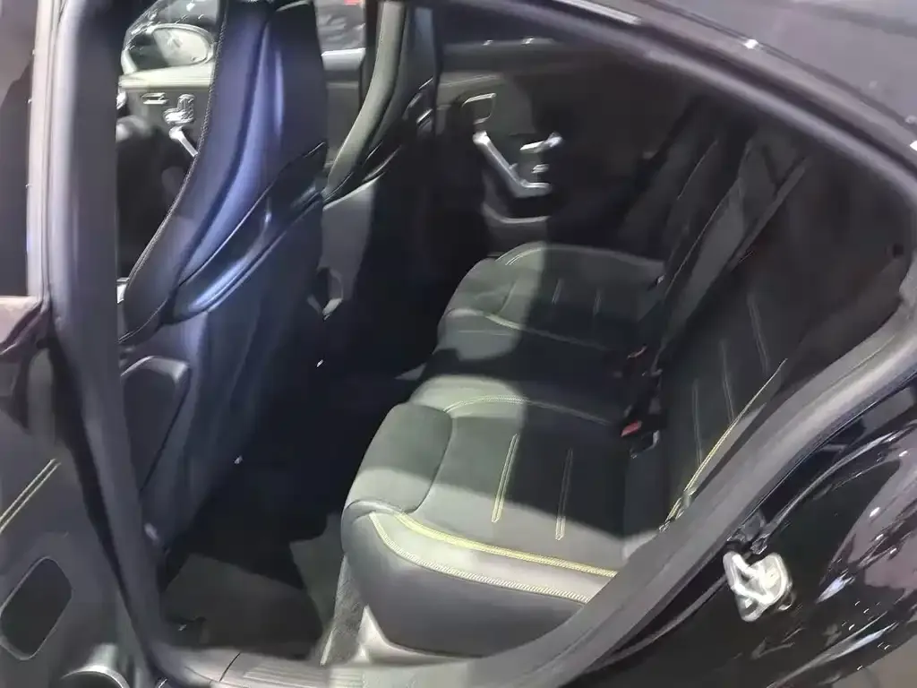 Mercedes-Benz CLA AMG — фото 3