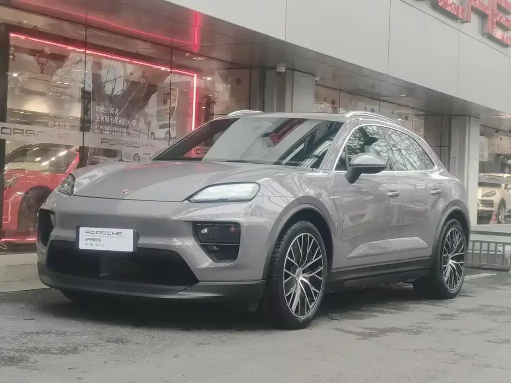 Porsche Macan EV — фото 1