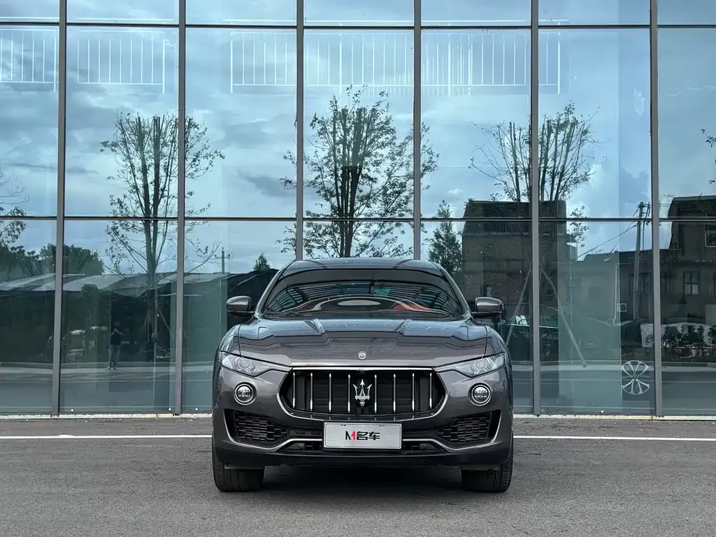 Maserati Levante — фото 2