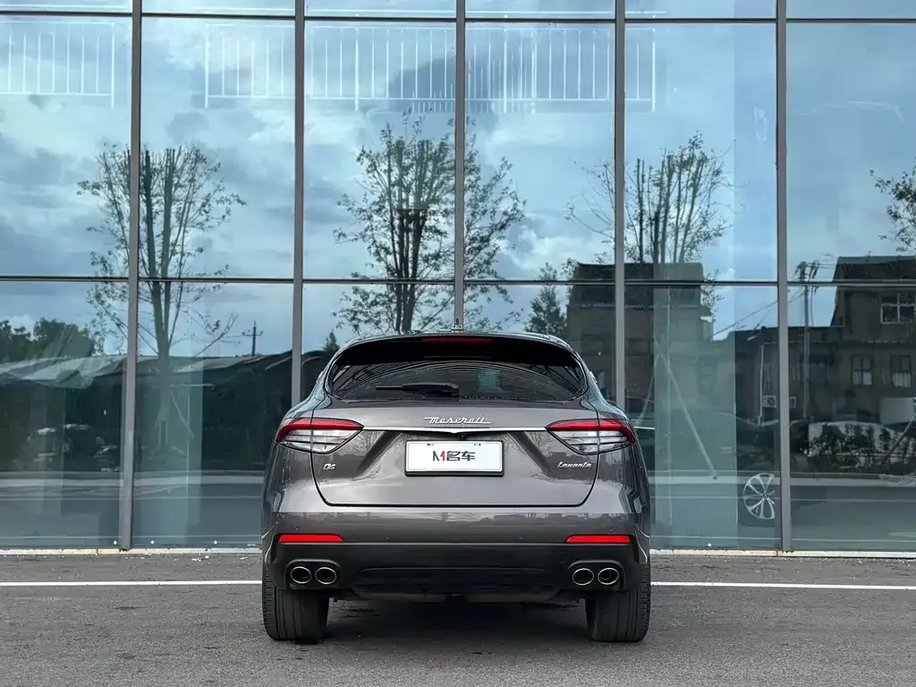 Maserati Levante — фото 10