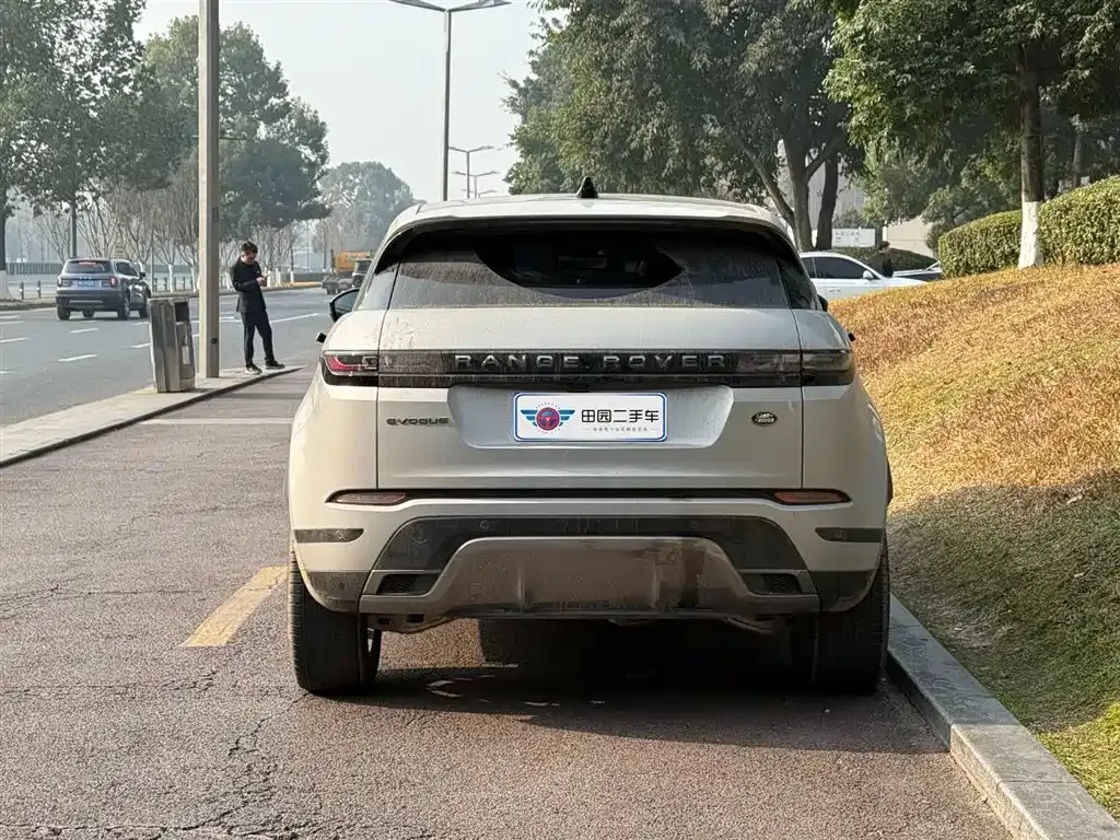 Land Rover Evoque — фото 9