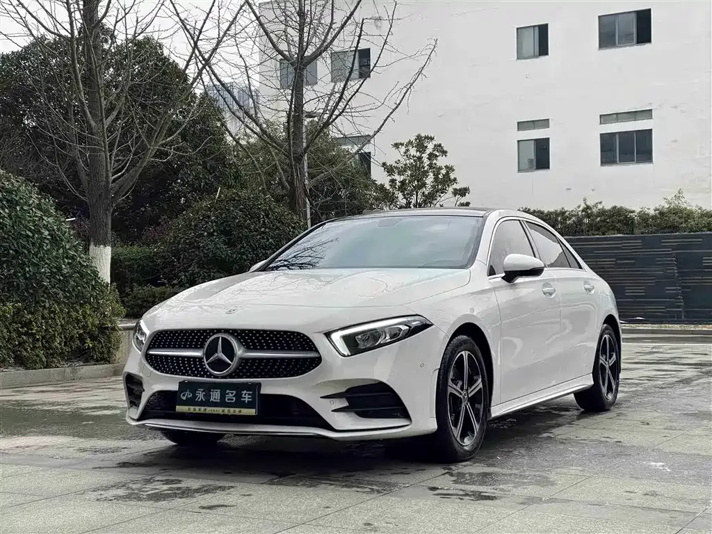 Mercedes-Benz A-Class — фото 1