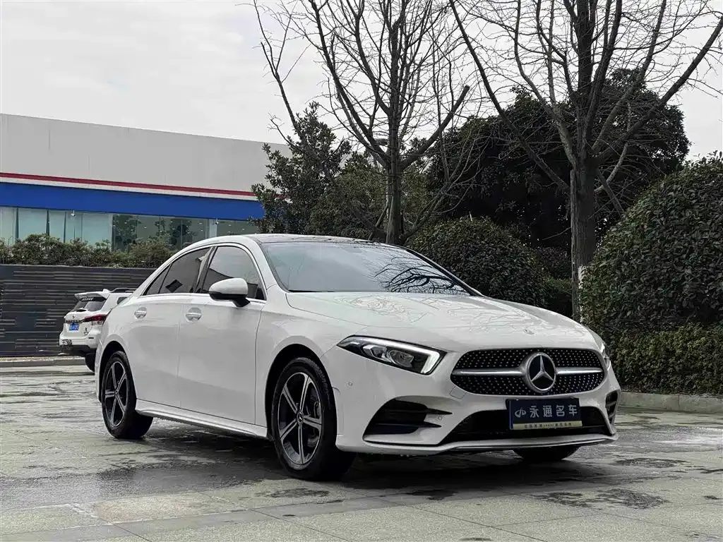 Mercedes-Benz A-Class — фото 10