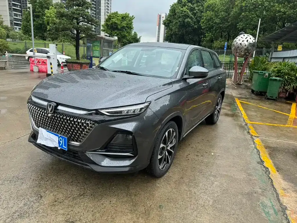 Changan X7 PLUS — фото 1