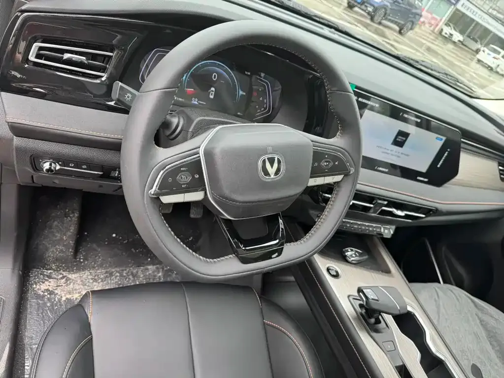 Changan X7 PLUS — фото 10