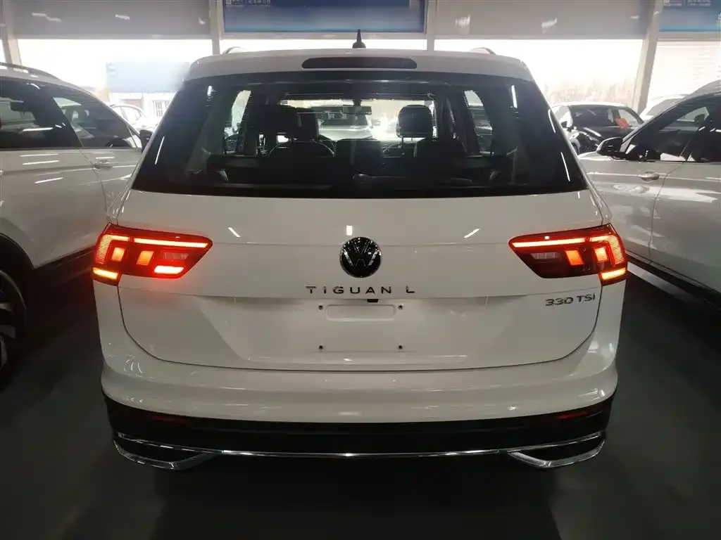 Volkswagen Tiguan L — фото 5