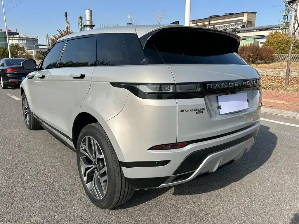 Land Rover Evoque — фото 6