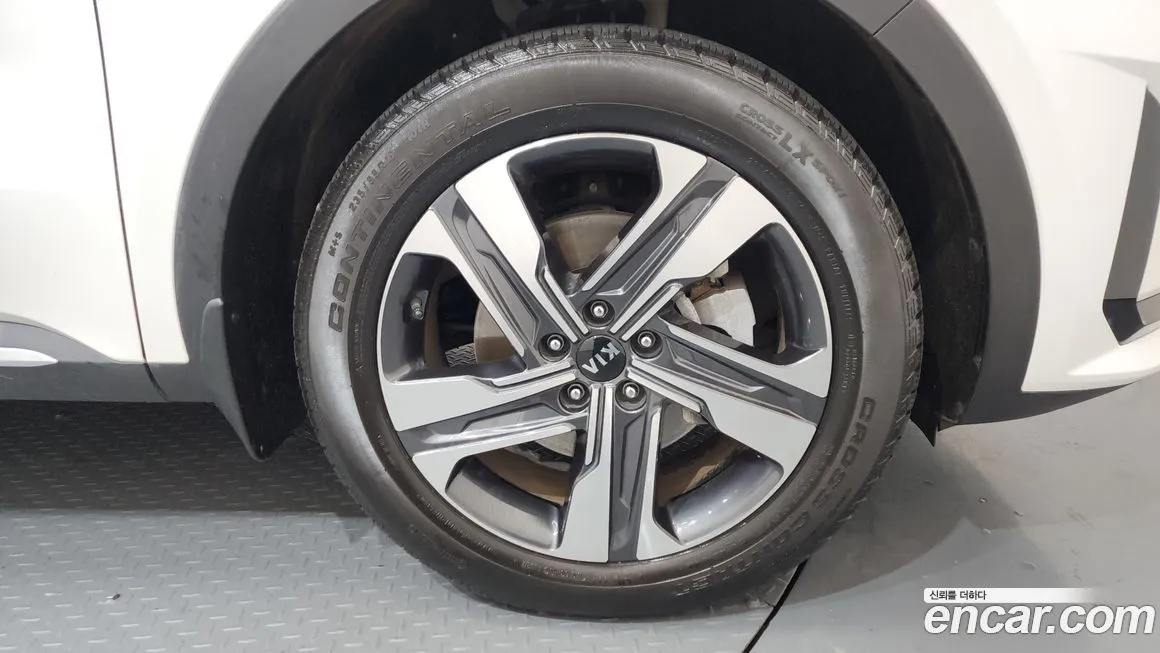Kia Sorento — фото 9