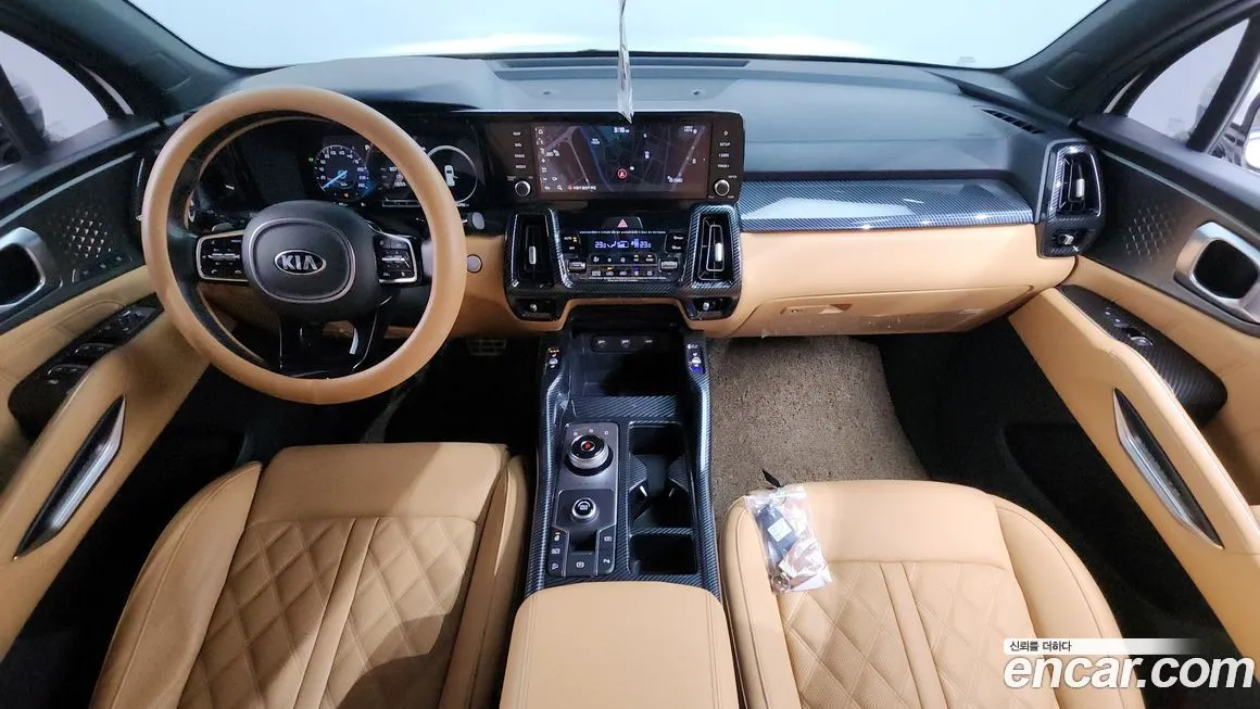 Kia Sorento — фото 8