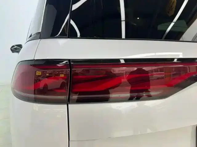 BYD Xia — фото 3