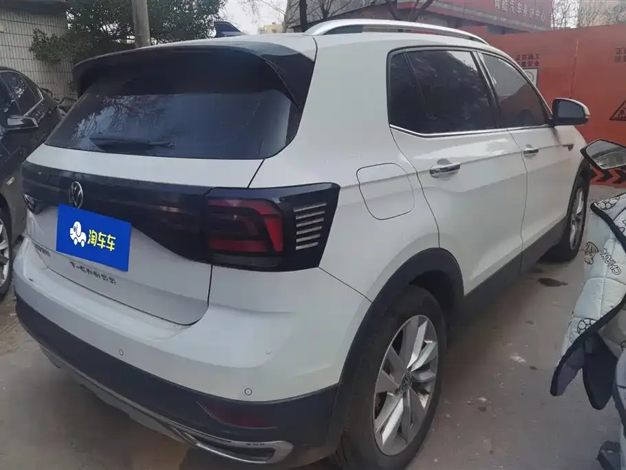 Volkswagen T-Cross — фото 10