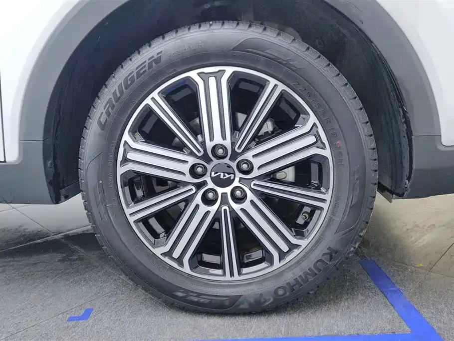 Kia Sportage — фото 6