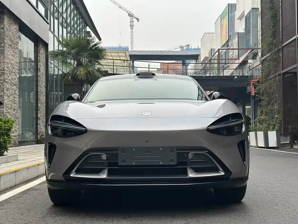 Xiaomi YU7 — фото 10