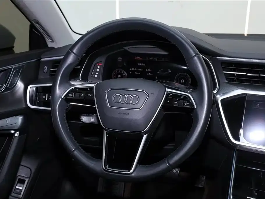 Audi A7 — фото 7