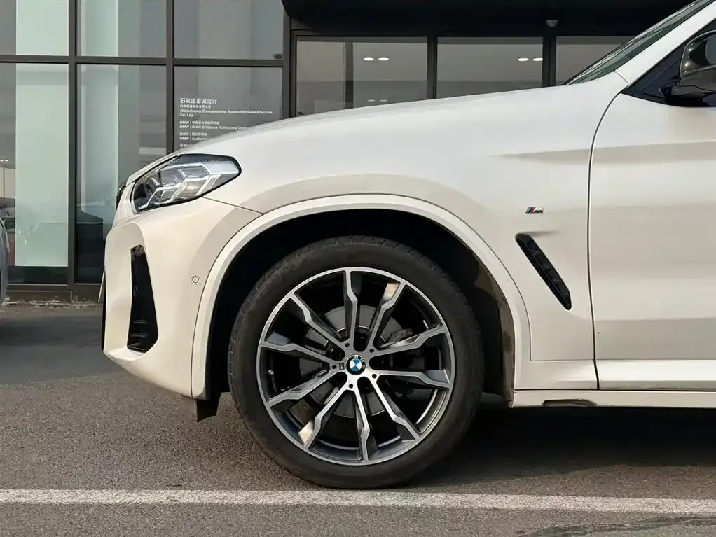 BMW X3 — фото 9