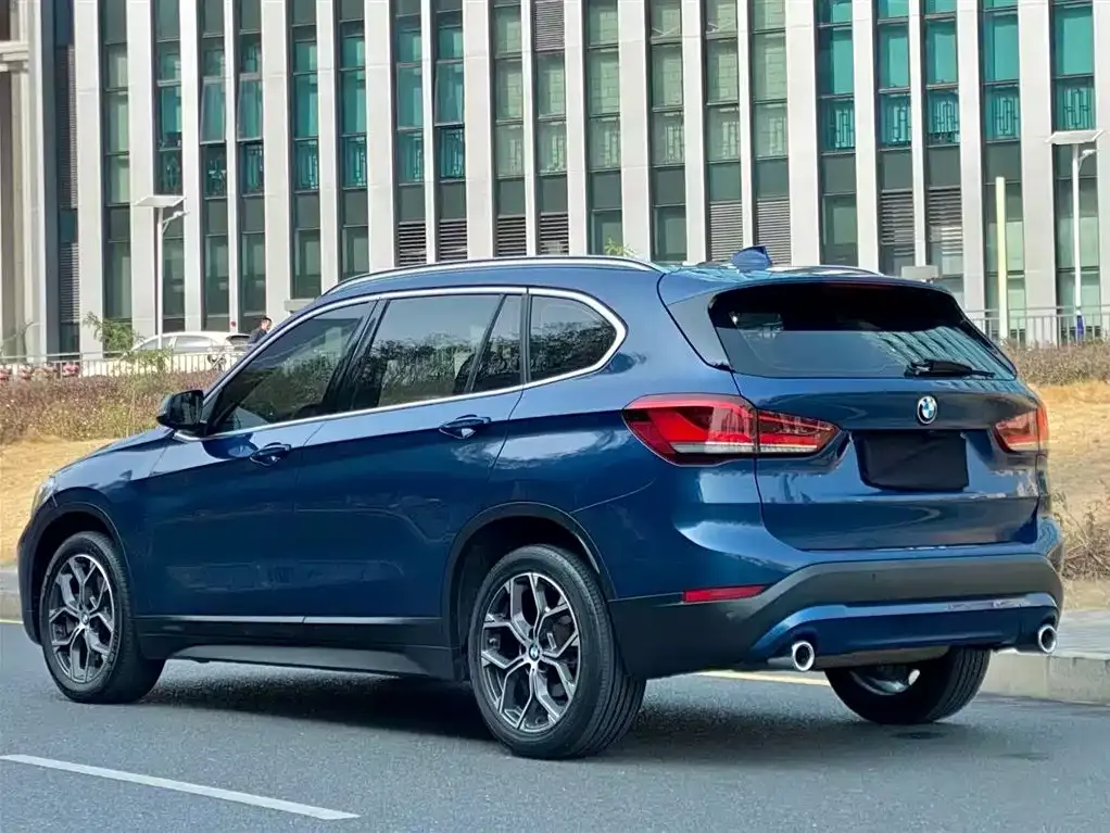 BMW X1 — фото 3