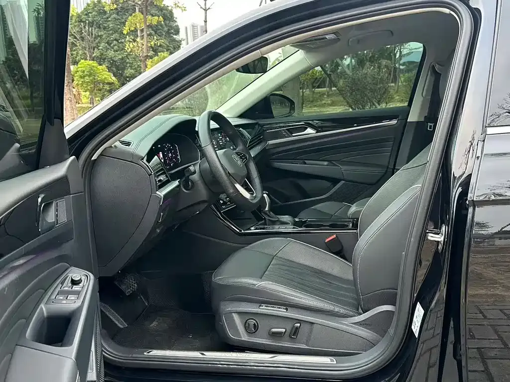 Volkswagen Passat — фото 5