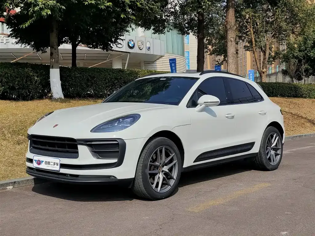 Porsche Macan — фото 1