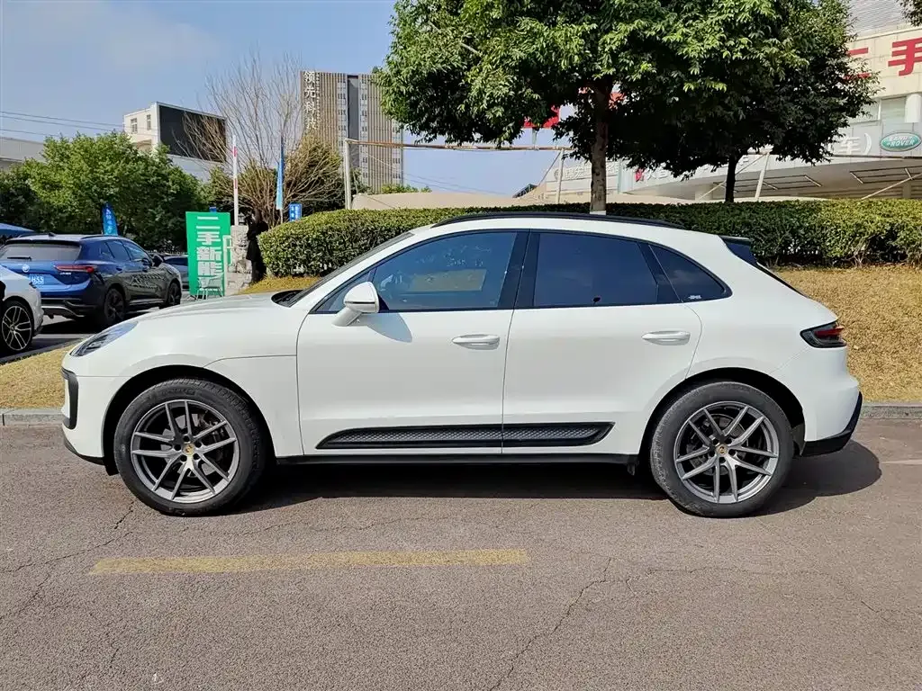 Porsche Macan — фото 9