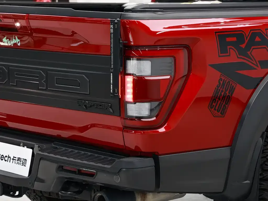 Ford F-150 Raptor — фото 8