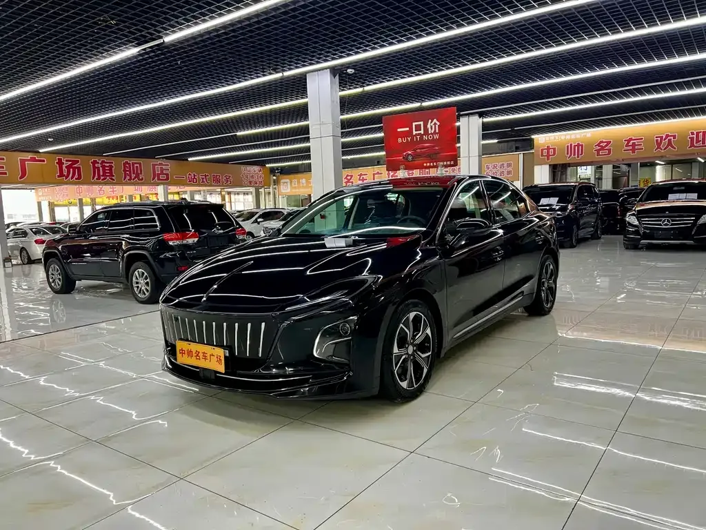 Hongqi E-QM5 — фото 1