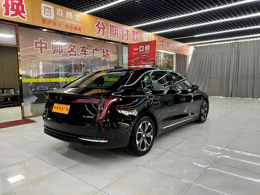 Hongqi E-QM5 — фото 7