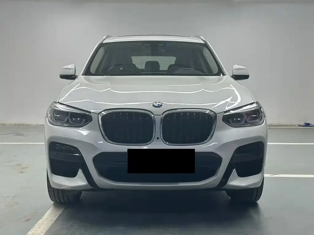 BMW X3 — фото 9