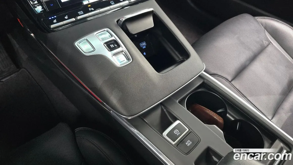 Hyundai Grandeur — фото 10
