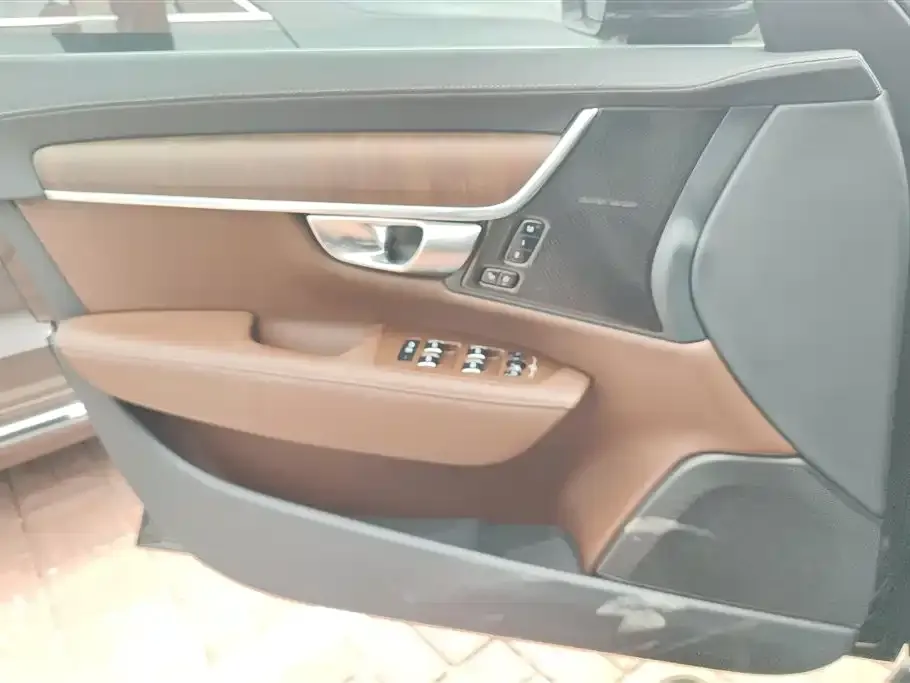 Volvo S90 — фото 7