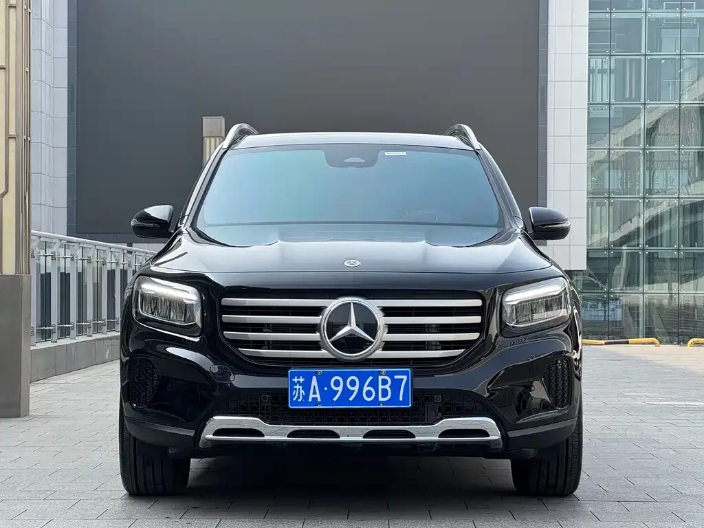 Mercedes-Benz GLB — фото 2