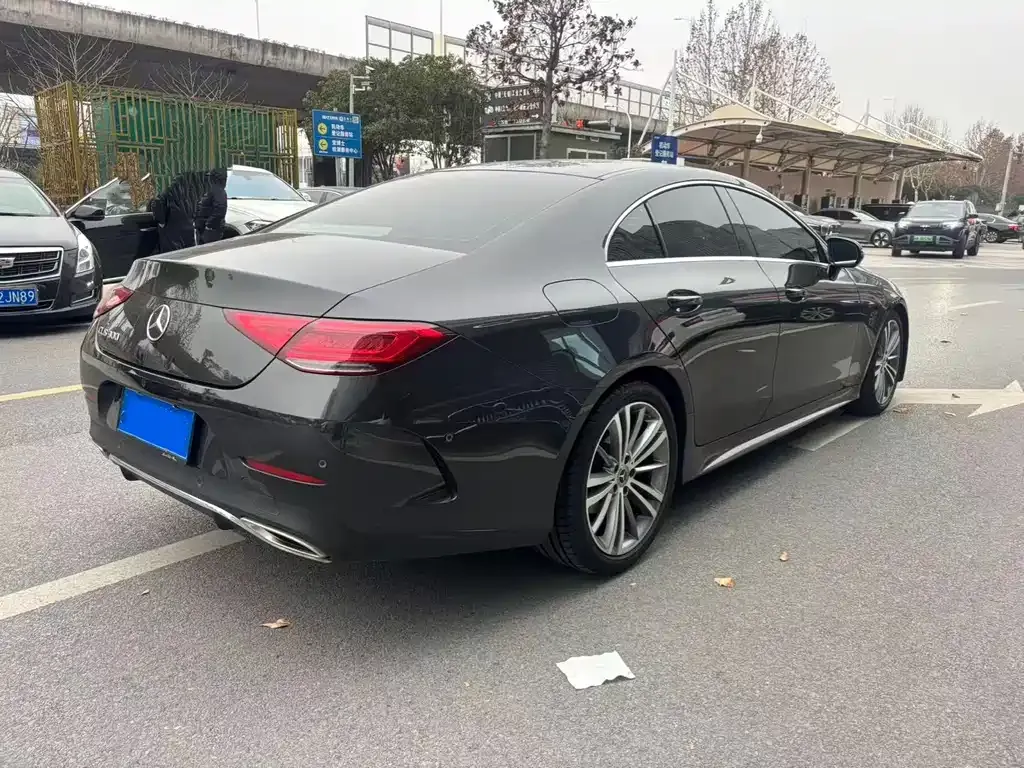 Mercedes-Benz CLS — фото 3