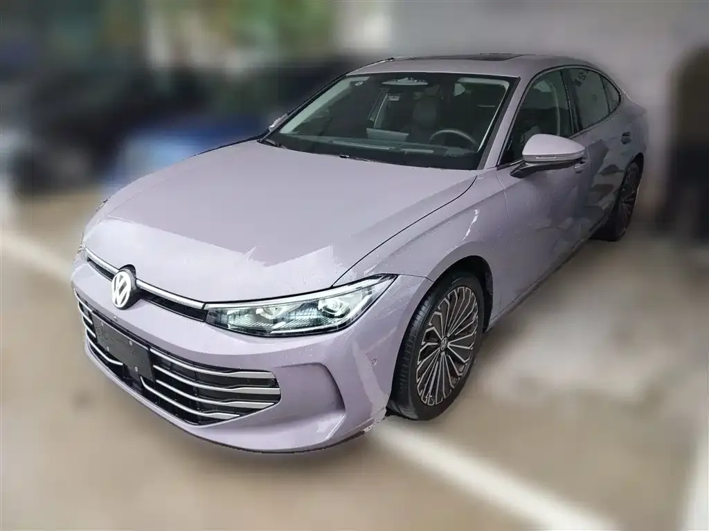 Volkswagen Passat — фото 1