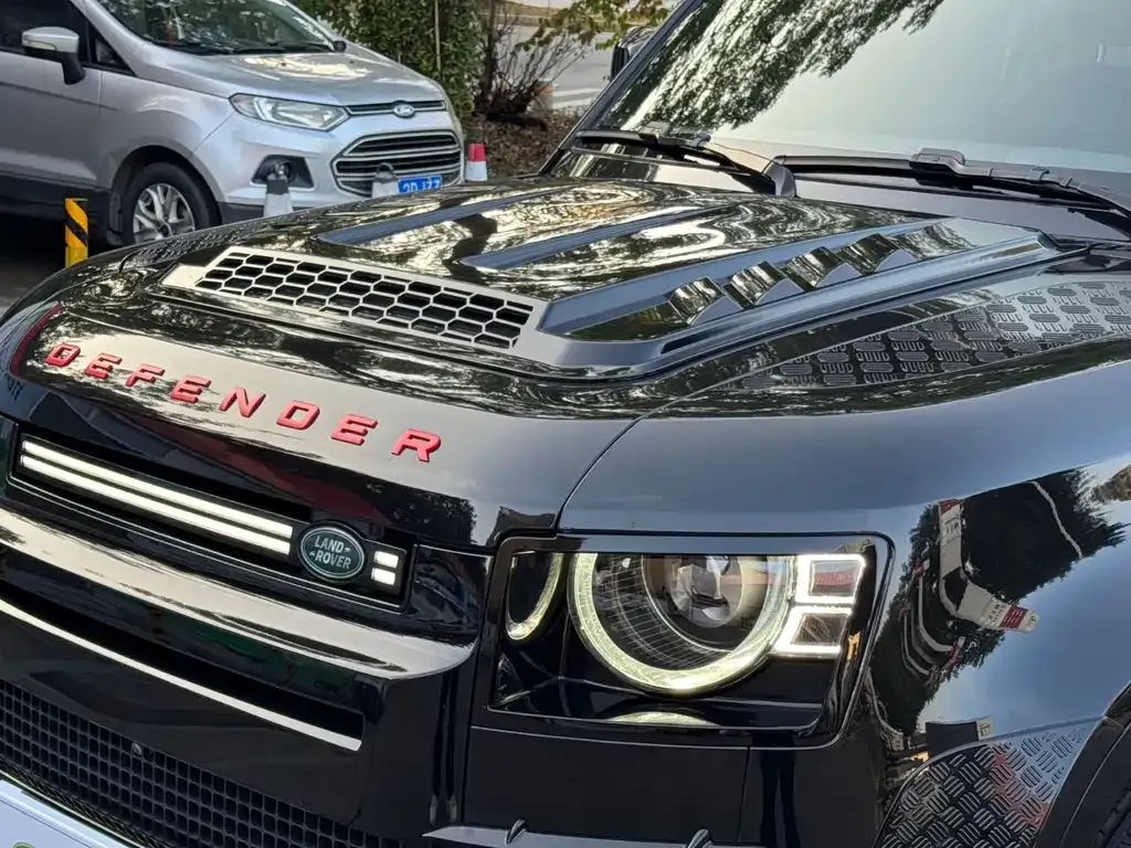 Land Rover Defender — фото 10