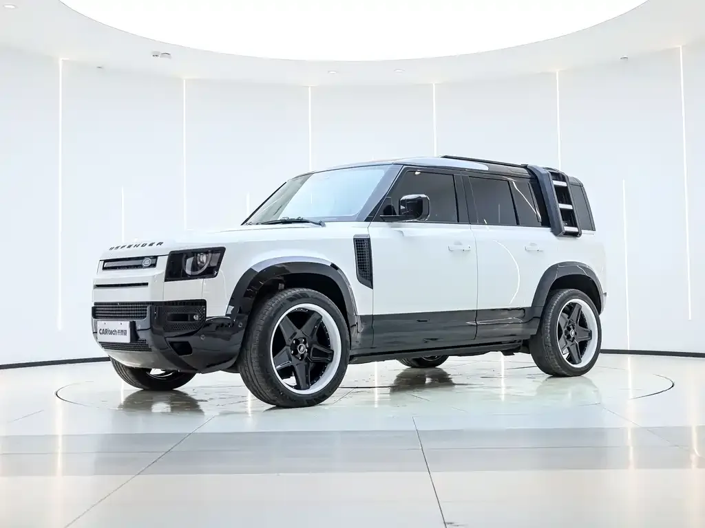 Land Rover Defender — фото 1