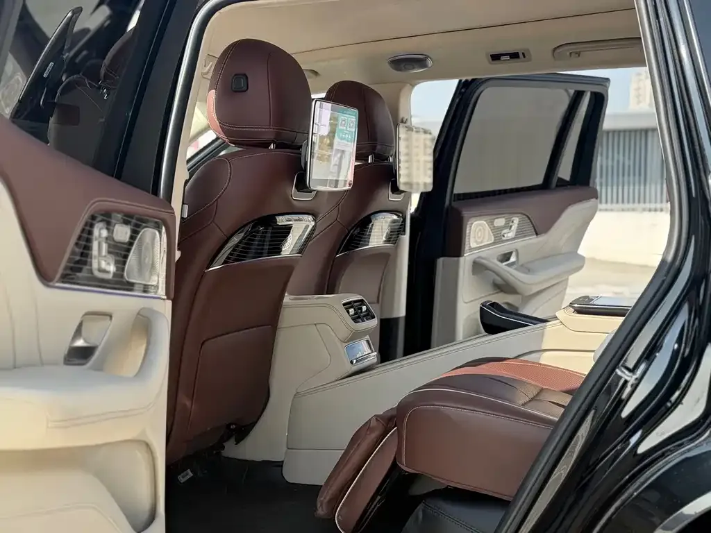 Mercedes-Benz GLS — фото 4