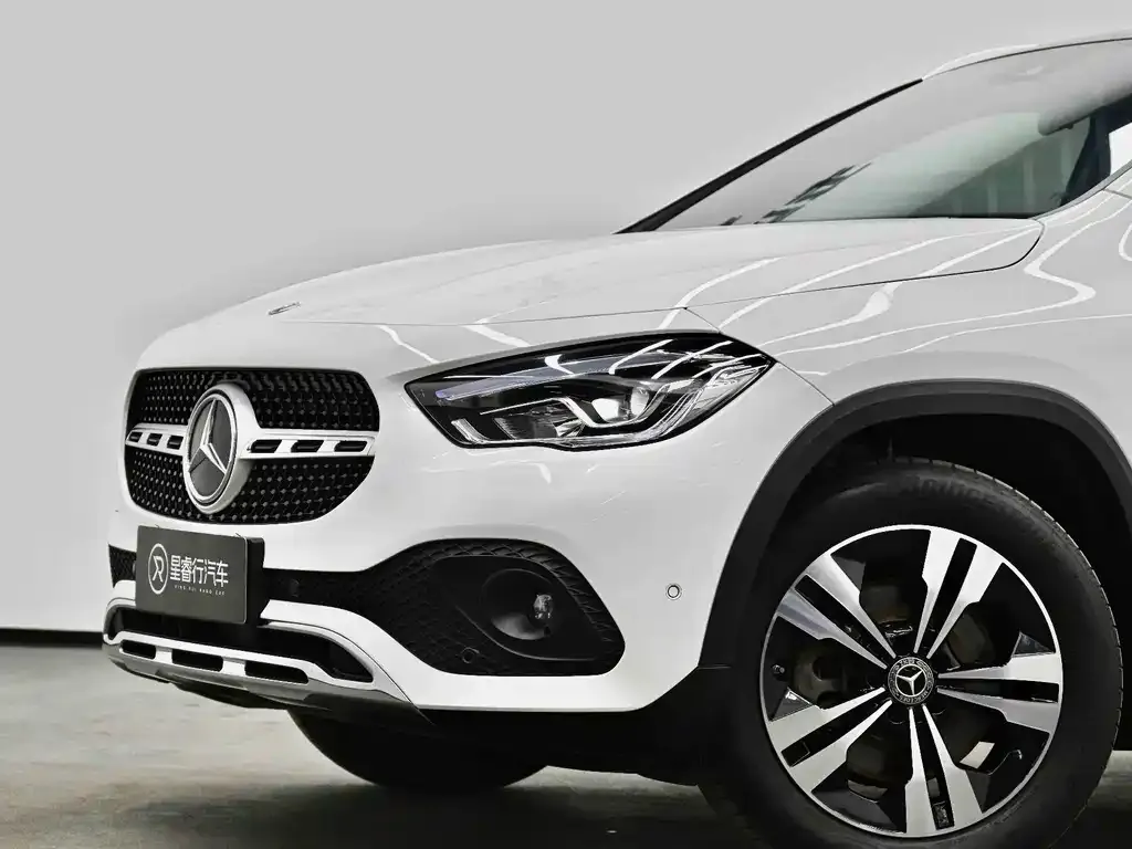 Mercedes-Benz GLA — фото 5