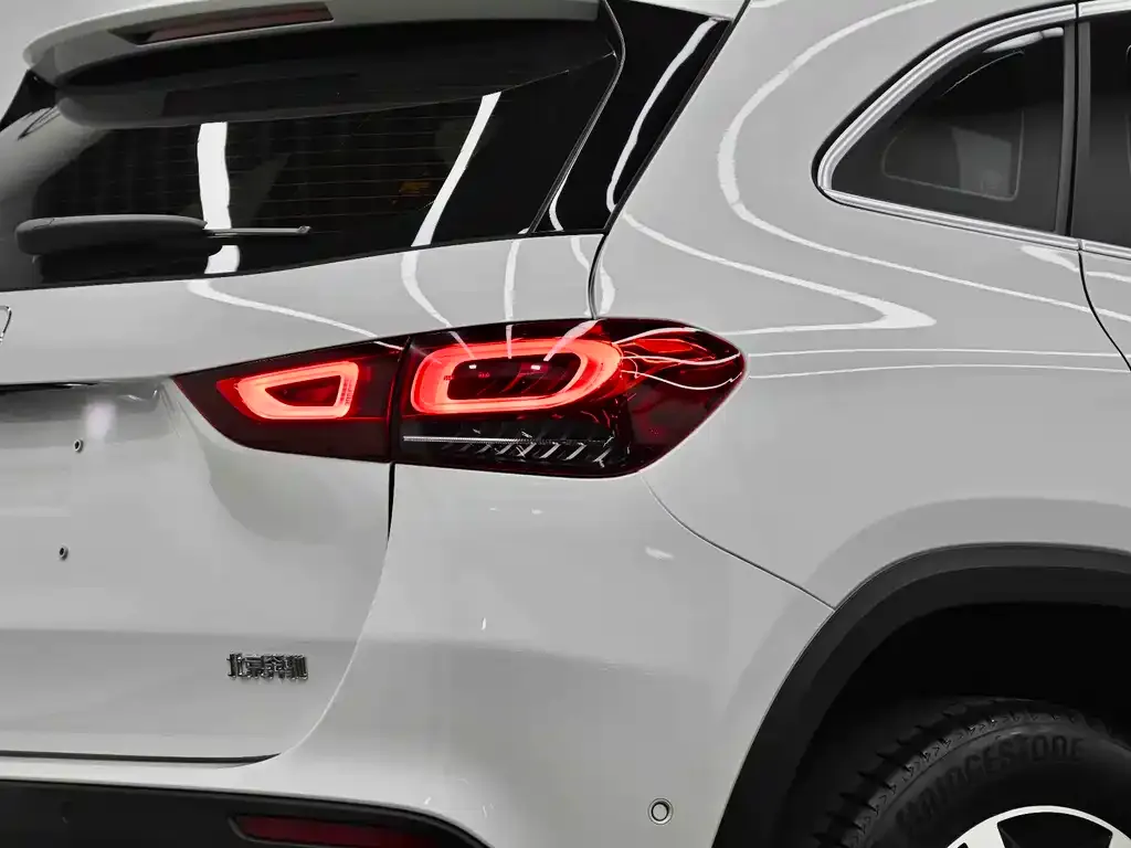 Mercedes-Benz GLA — фото 2