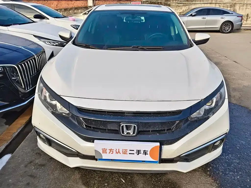 Honda Civic — фото 1