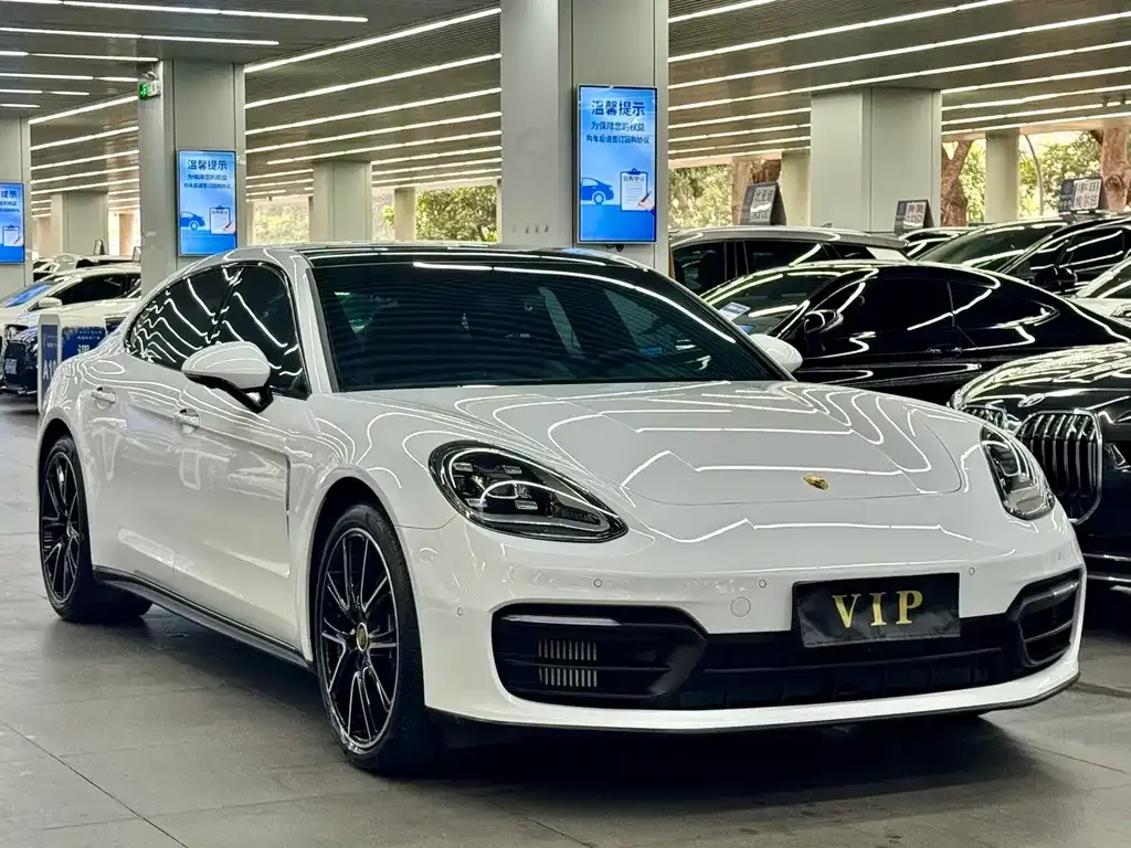 Porsche Panamera — фото 9