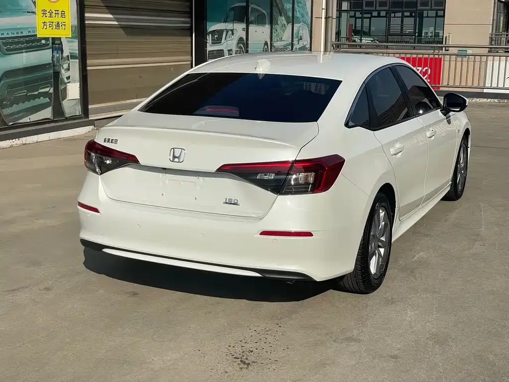 Honda Civic — фото 2