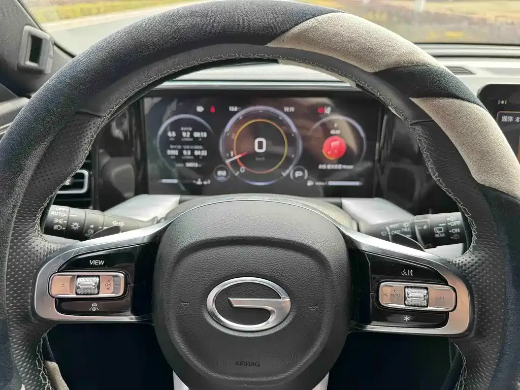 GAC Motor Trumpchi GS8 — фото 2