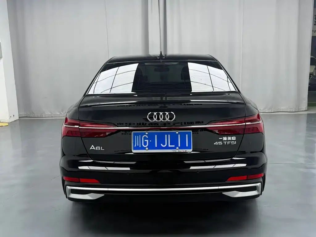 Audi A6L — фото 3
