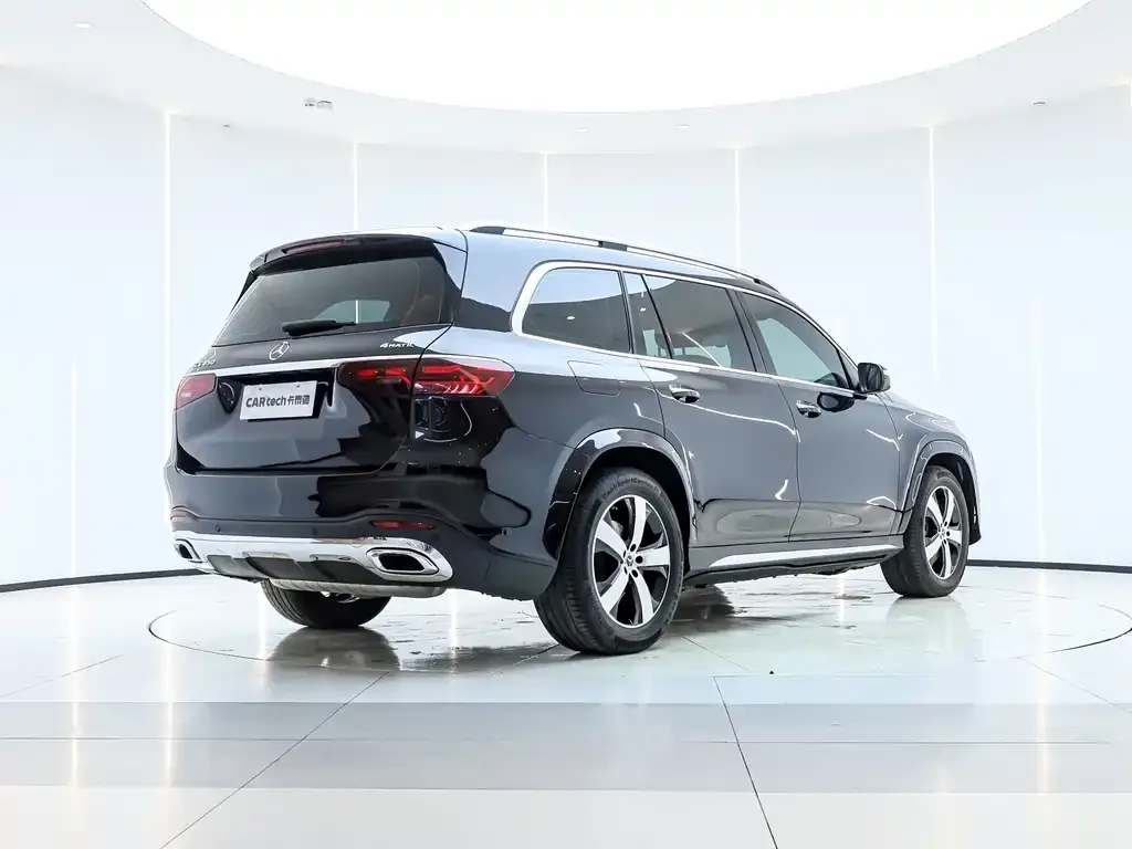 Mercedes-Benz GLS — фото 6